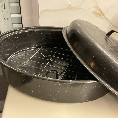 Metal Oven Roasting Pan with Lid and Rack 40 cm like new