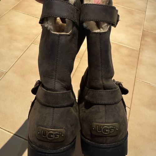 Ugg Grandle waterproof leather boots new, size 39, brown
