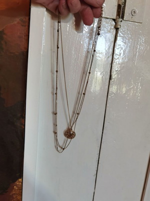 Women's beautiful necklace like new