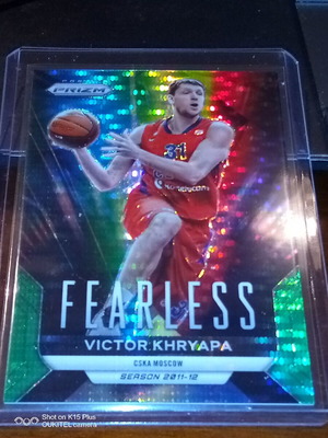 2023-24 Panini Prizm Euroleague Victor Khryapa Fearless Green Pulsar /25