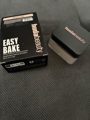 Huda Beauty Easy Bake loose baking powder σε απόχρωση Pound Cake, σφραγισμένο
