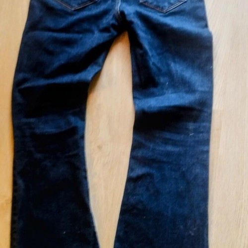 Women's jeans pack of 4, W28L32, like new condition