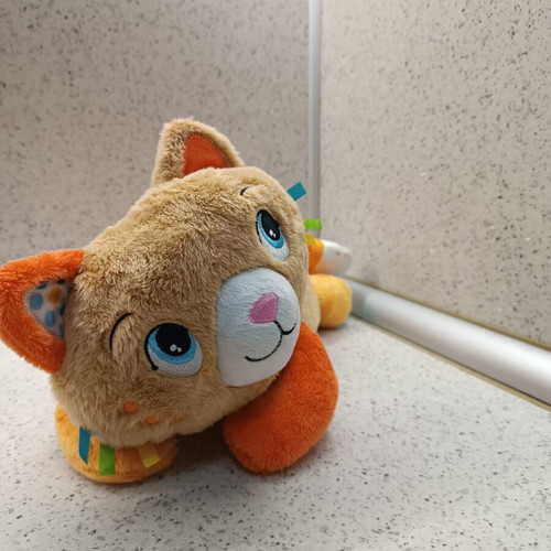 Baby Clementoni Cat Plush Toy like new, relaxing and soothing for 0+ months