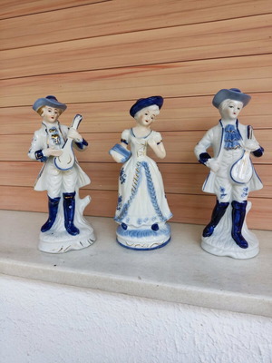 Vintage porcelain figures like new, set of 3, 20cm height
