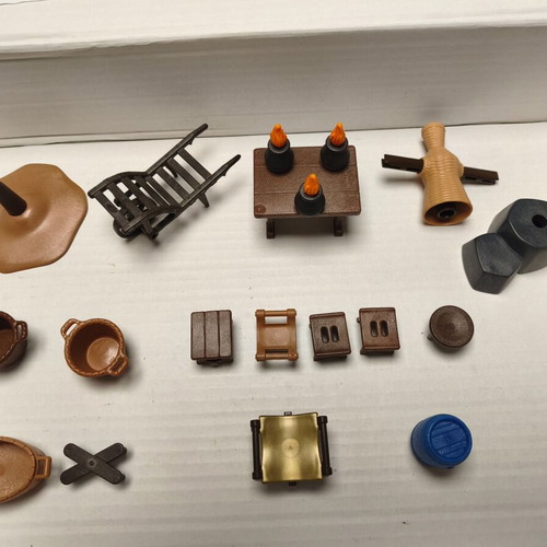 Playmobil equipment from ancient, medieval and western eras like new
