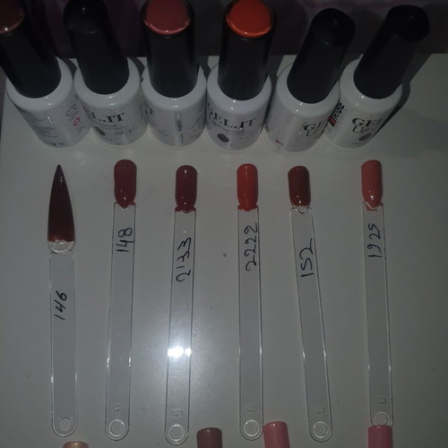 Set of 11 Gelitup gel nail polishes like new
