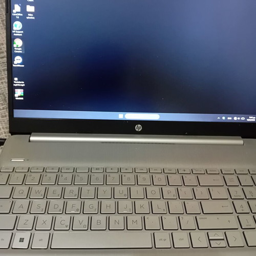 HP laptop 2022 model, 15.6 Full HD screen, AMD Ryzen 5, 8GB DDR4 RAM