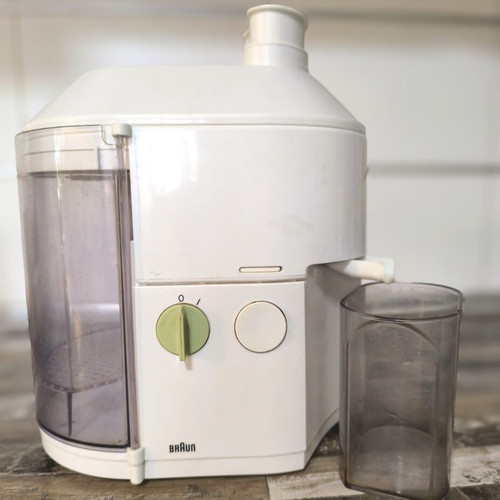 Braun juicer used with minor external damage