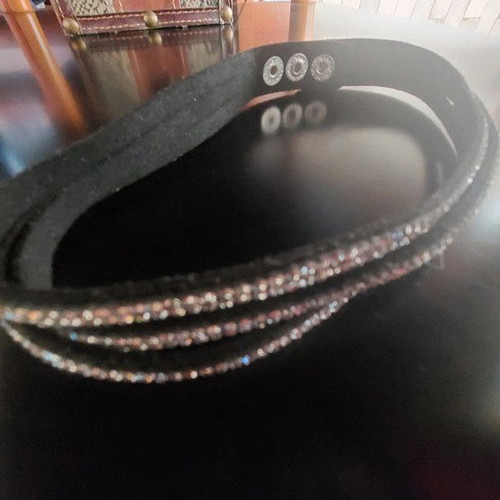 Tsoker necklace black velvet triple with strass like new