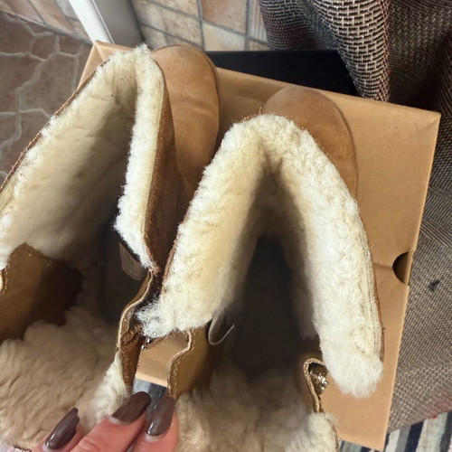 Ugg boots used, brown, size 39
