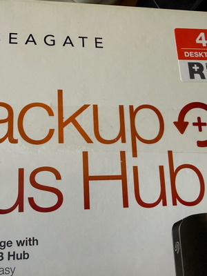 Εξωτερικός σκληρός δίσκος Seagate Backup Plus Hub 4TB σαν καινούργιο