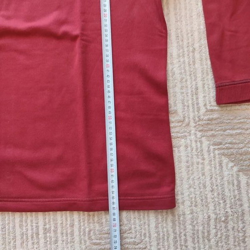 Version sweatshirt XL like new, deep burgundy with textured knit