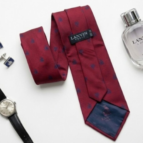 Lanvin Paris Tie like new, burgundy with blue motifs