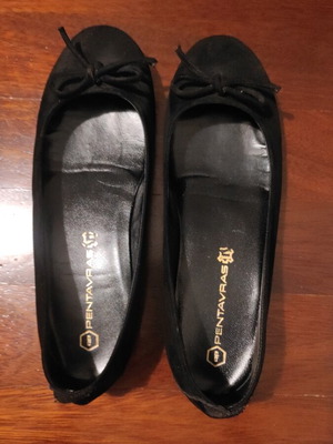 Pentavras black ballerinas size 38 used