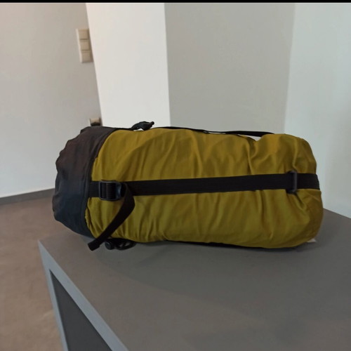 Karmanet EULIN sleeping bag with extra thin fibers like new