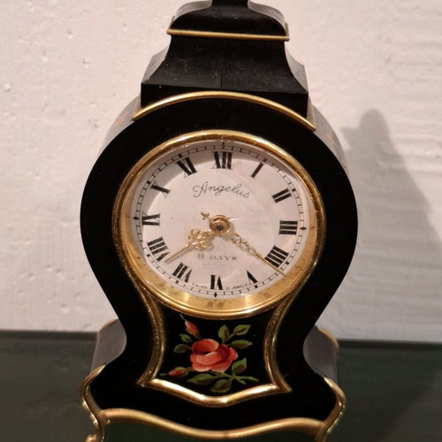 Angelus Swiss mechanical 8-day table clock used