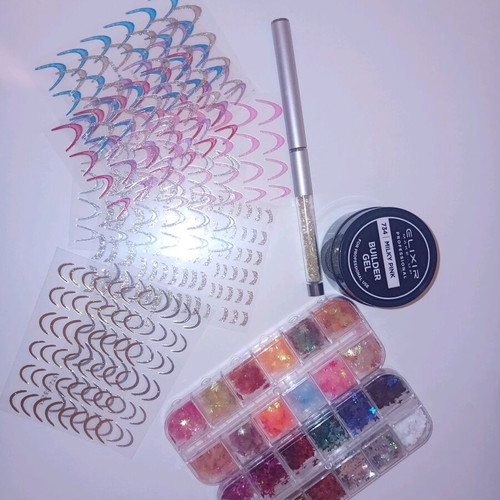 Manicure gel for builder nails and stickers like new