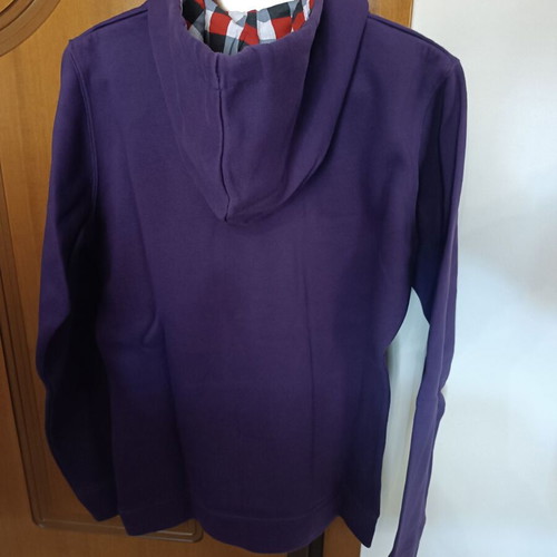 Admiral hoodie sweatshirt size Medium like new, purple
