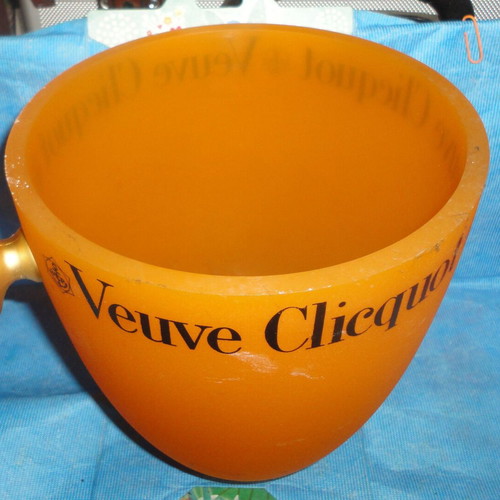Veuve Clicquot Champagne Bucket like new, iconic orange design