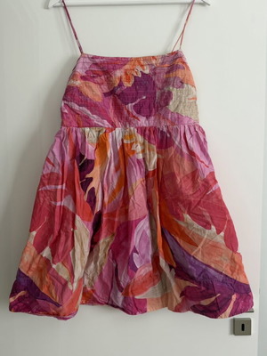 H&M dress like new, size L, red and pink