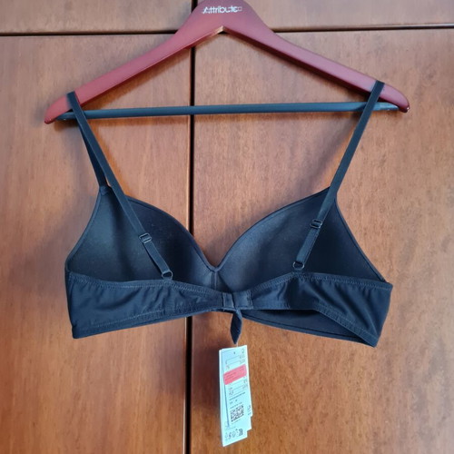H&M bra 80B new, black