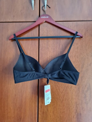 H&M bra 80B new, black
