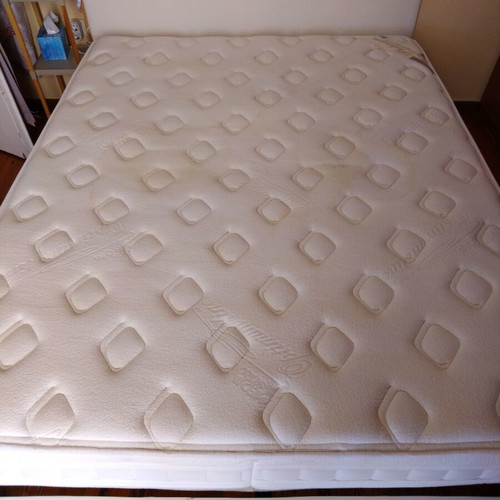 Double bed with white leather and Media Strom Premium mattress 150x200