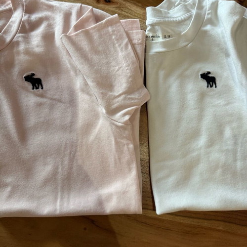 Abercrombie & Fitch T-shirts used, for kids 10-12 years, size 140 cm