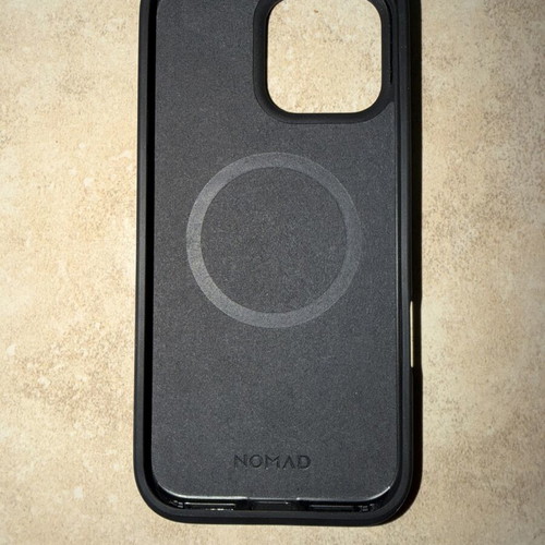 IPhone 16 Pro Max Nomad Modern Leather Case Brown like new