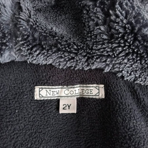 New college jacket for 2 years like new, warm