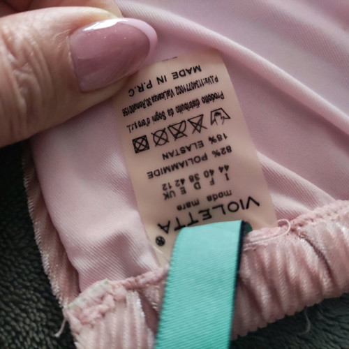 Pink swimsuit size L like new