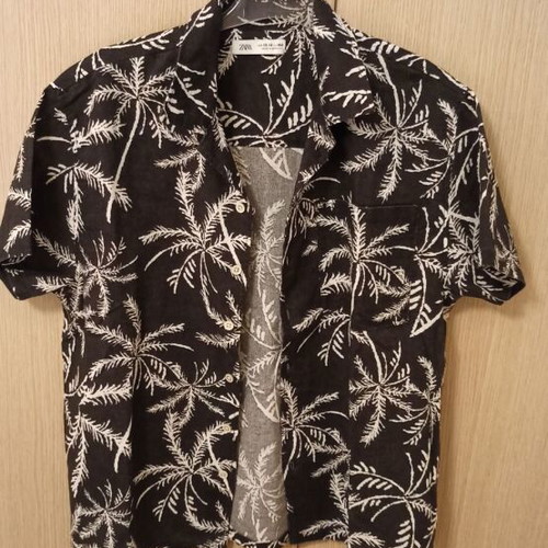 Zara kids shirt with Hawaiian design like new, gray