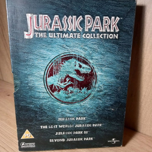Jurassic Park Trilogy DVD like new with English subtitles