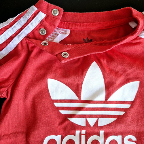 Adidas baby set like new with short sleeve top and leggings 0-3 months