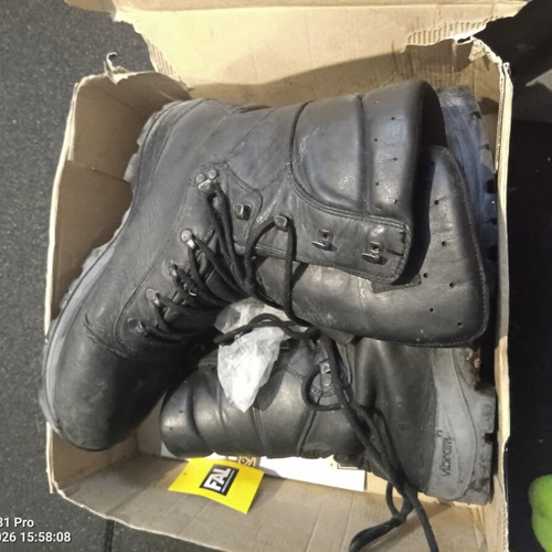 Fal boots used, size 48, black, sole replaced with Vibram