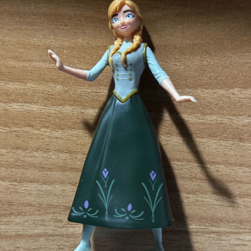 Frozen figure Anna like new