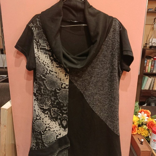 Garantie blouse dress like new, size XL