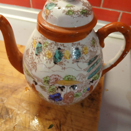 Vintage porcelain set from China, like new, 5 pieces
