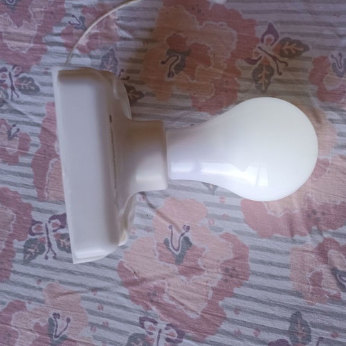 Led light with 4 AA batteries, 200 lm, wireless for closets and storage
