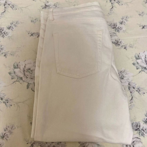 Zara white cropped jeans with rips like new, size 44