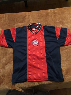Φανέλα Bayern retro σαν καινούργια, επίσημο αντίγραφο