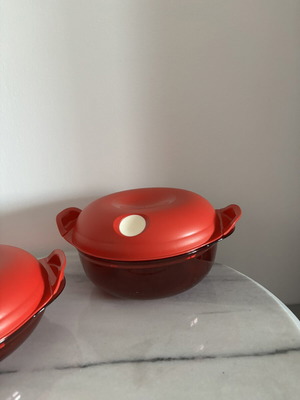 Tupperware microwave oven containers set, 0.7 and 1.5 liters