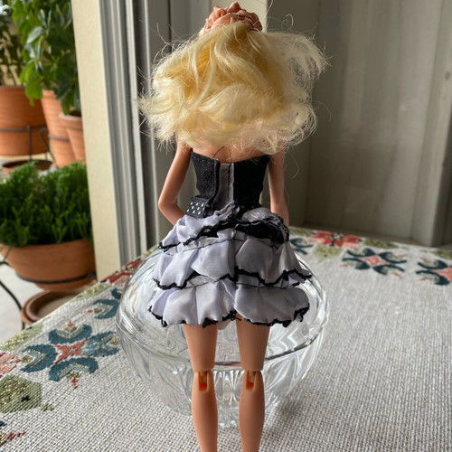 Collectible Barbie doll like new, well preserved and clean