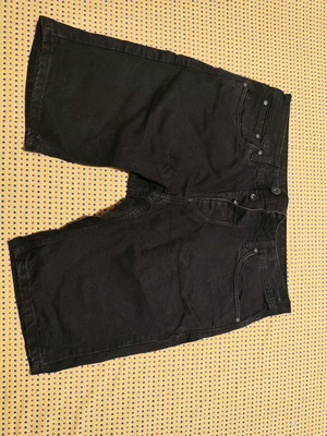 Jack & Jones men's black bermuda shorts like new, size L