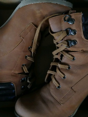 Fullah Sugah brown ankle boots like new, size 37