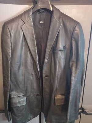 Boss leather jacket like new, classic black, size L