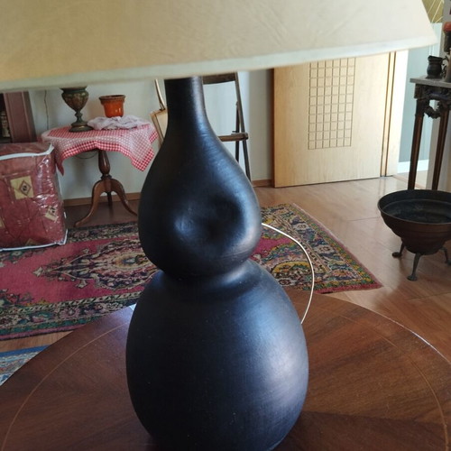 Black gourd-shaped table lamp, 57cm height with shade