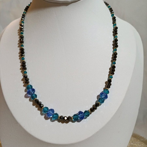 Necklace 654 women's, new, blue and brown