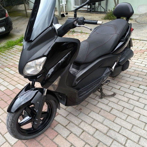 Yamaha XMAX 250 μεταχειρισμένο 2011, μαύρο σκούτερ, 79.400 χλμ