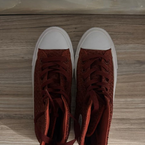 Converse All Star Chuck Taylor II Spacer Mesh used red athletic shoes size 37